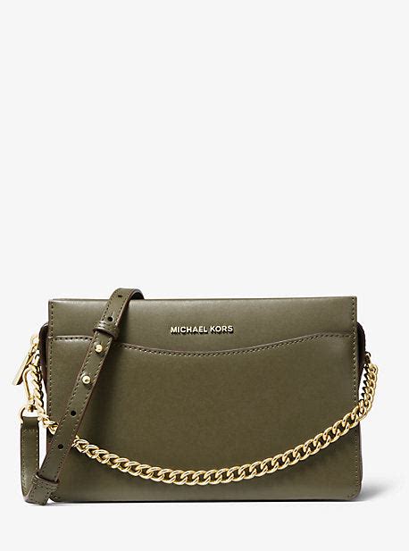 Jet Set Large Leather Chain Crossbody Bag 